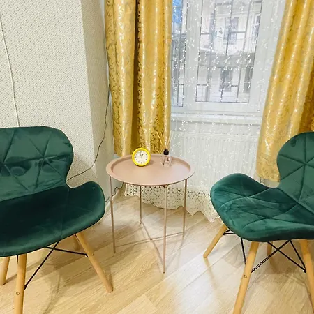 городоцька 60, недалеко від жд вокзалу, центр Apartmán