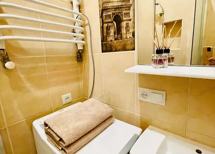 городоцька 60, недалеко від жд вокзалу, центр * Lvov