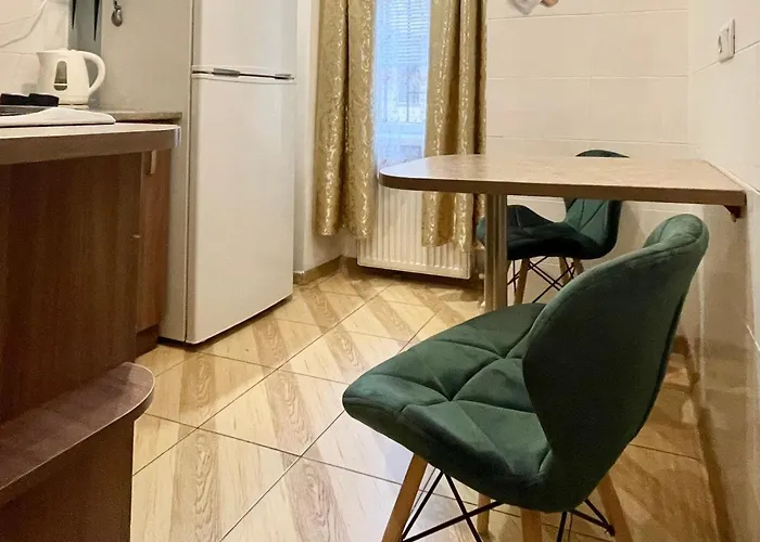 городоцька 60, недалеко від жд вокзалу, центр Apartmán *